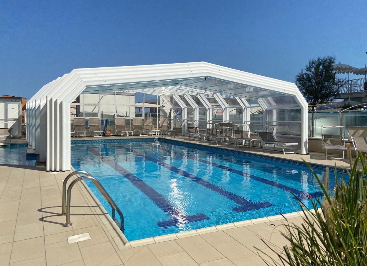 Hotel Solemare Milano Marittima Ngoại thất bức ảnh